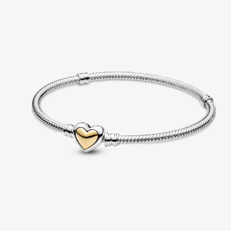 PANDORA : Domed Golden Heart Clasp Snake Chain Bracelet